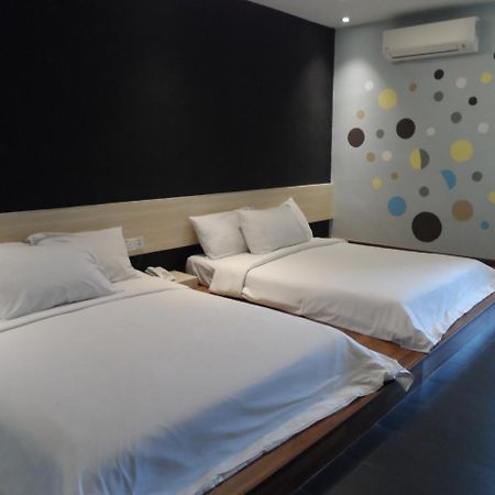 Js Hotel Johor Bahru Esterno foto