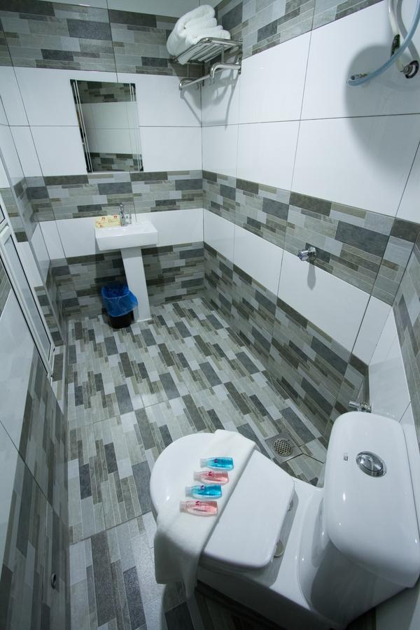 Js Hotel Johor Bahru Esterno foto