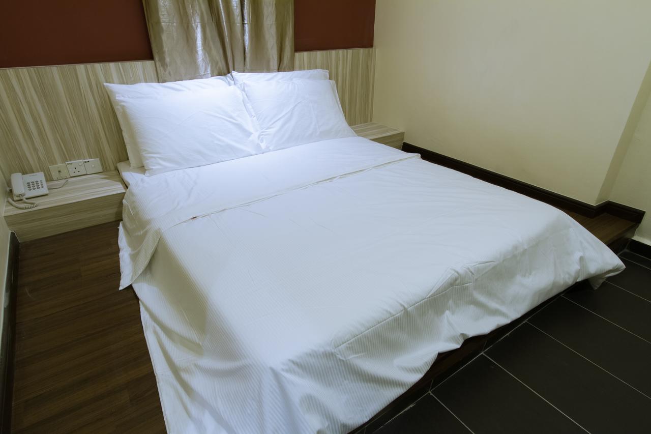 Js Hotel Johor Bahru Esterno foto