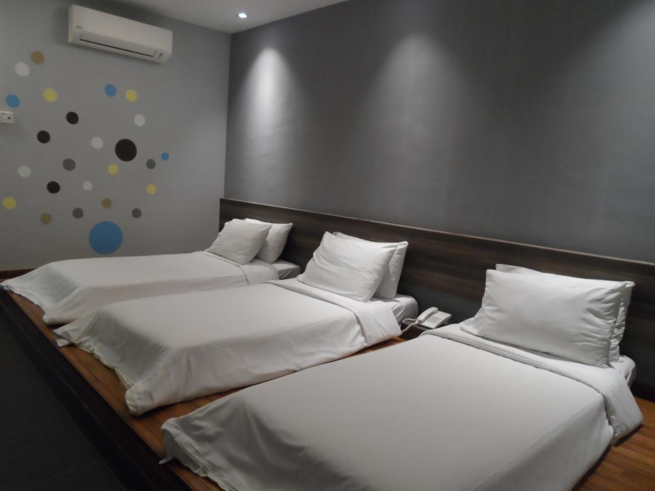 Js Hotel Johor Bahru Esterno foto